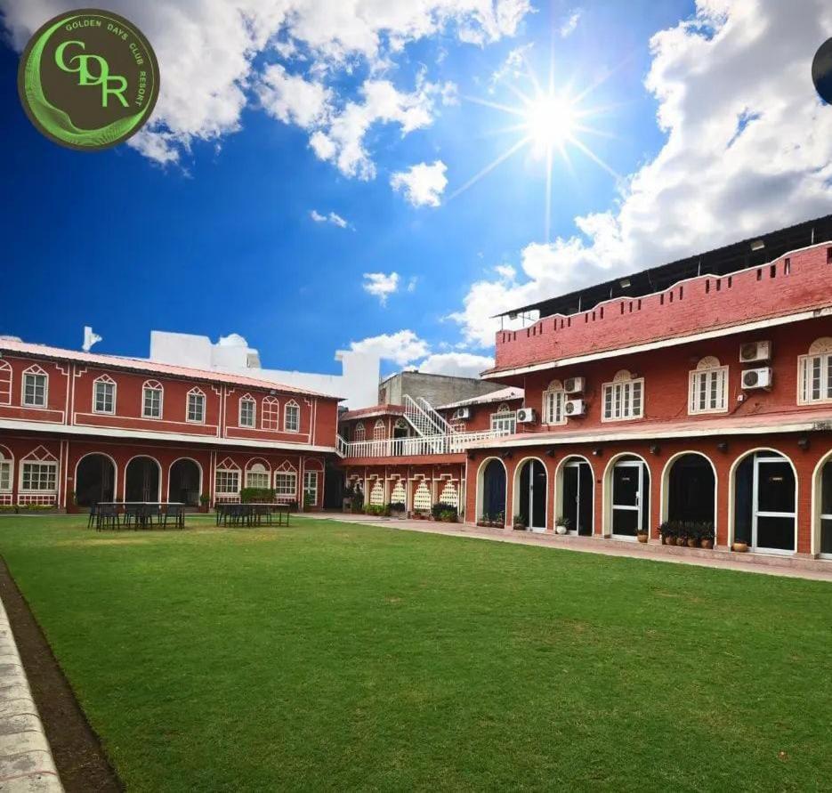 Gdc Resort Jaipur Buitenkant foto